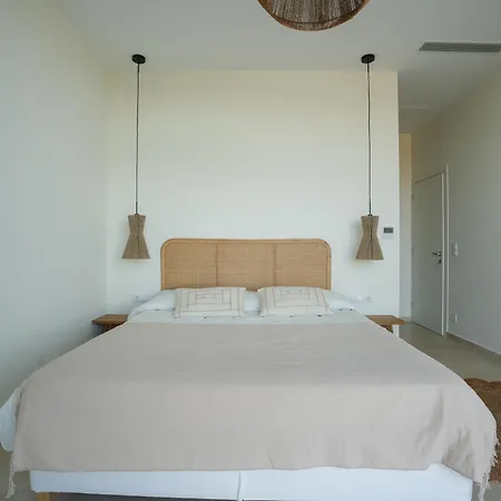 Mulberry Vila